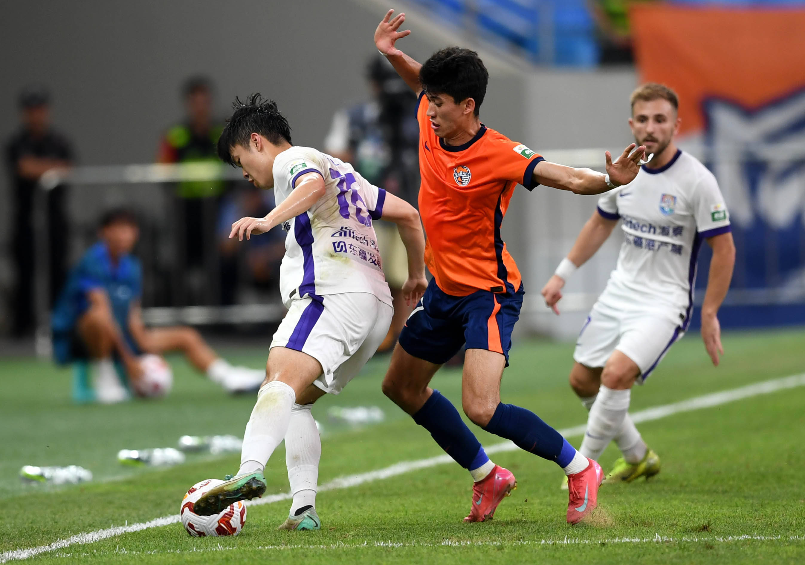 最终以微弱 最终以微弱