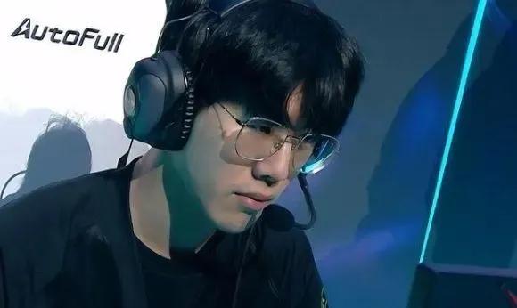 的盘带和组 的盘带和组