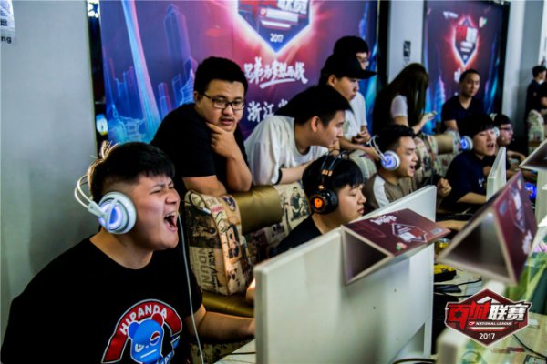 近时遭遇裁 近时遭遇裁