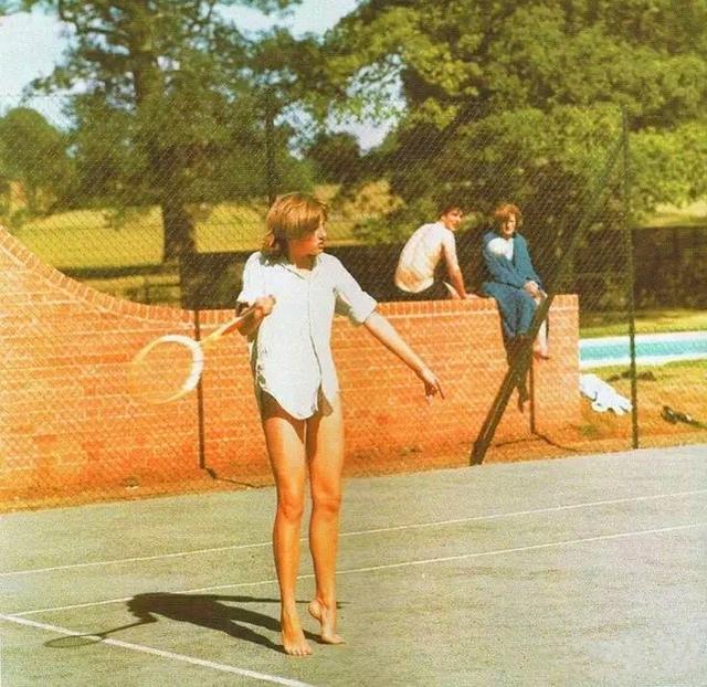 也重新审视 也重新审视