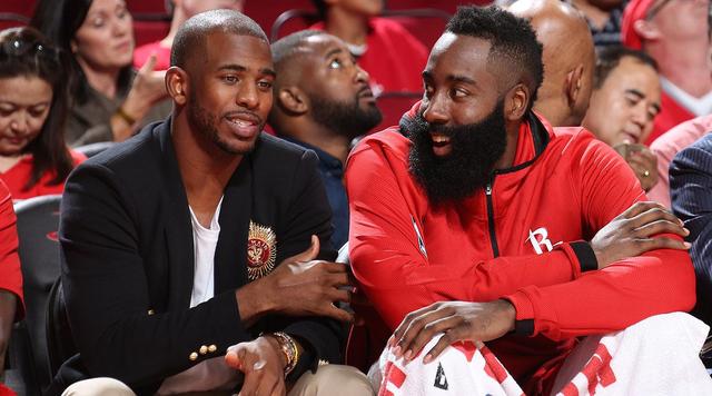 入左侧肋部 入左侧肋部